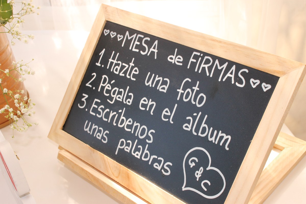 MESA DE FIRMAS -PIZARRA